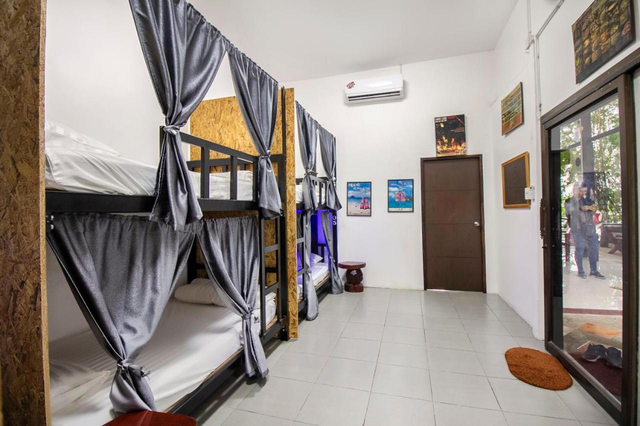 T & T Hostel Καντσαναμπούρι Εξωτερικό φωτογραφία