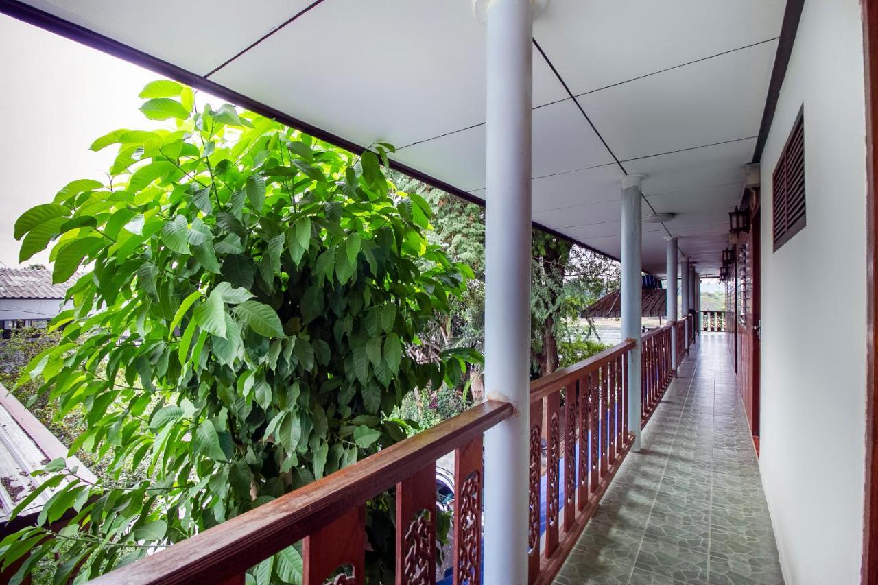 T & T Hostel Καντσαναμπούρι Εξωτερικό φωτογραφία
