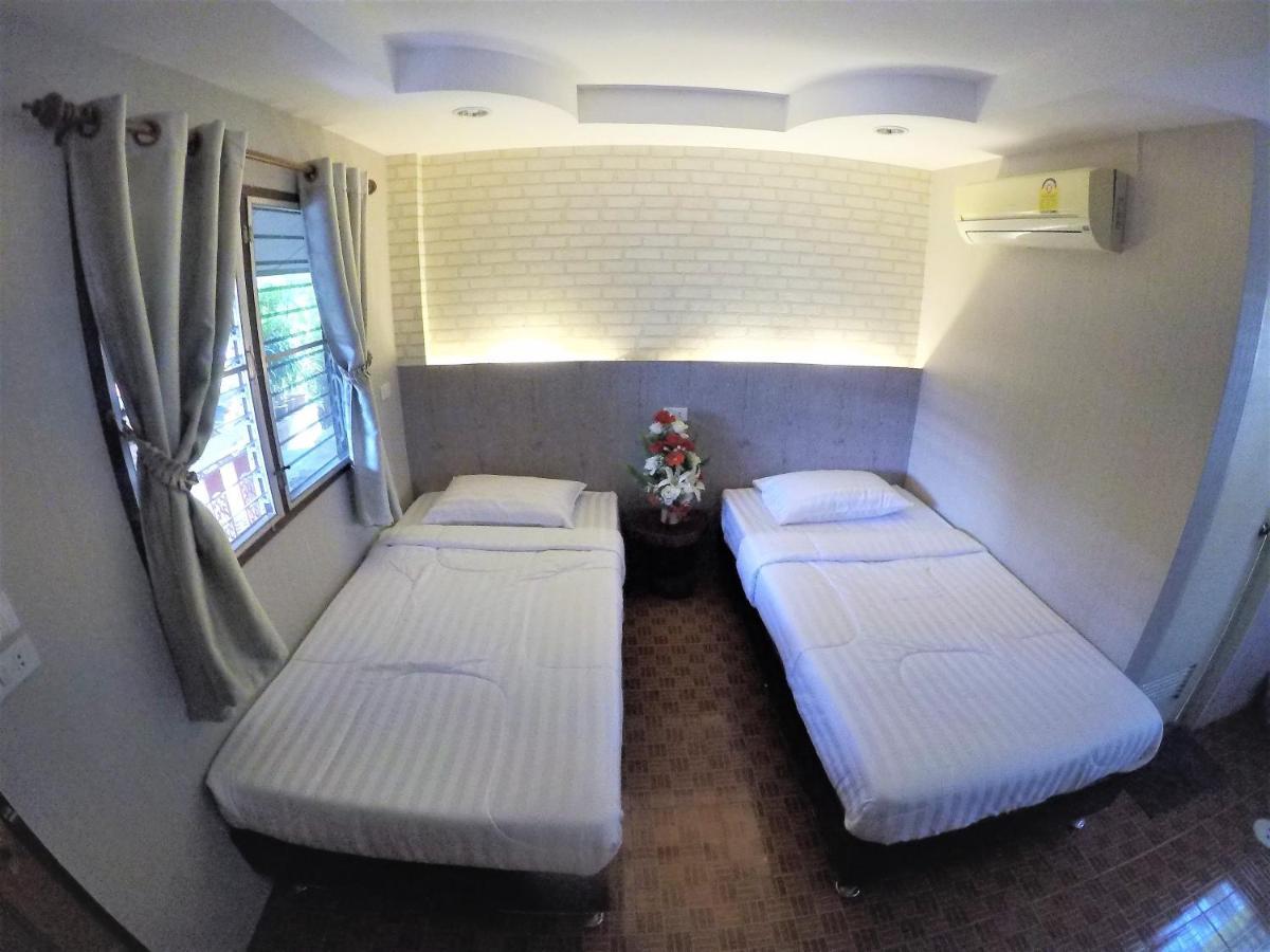 T & T Hostel Καντσαναμπούρι Εξωτερικό φωτογραφία