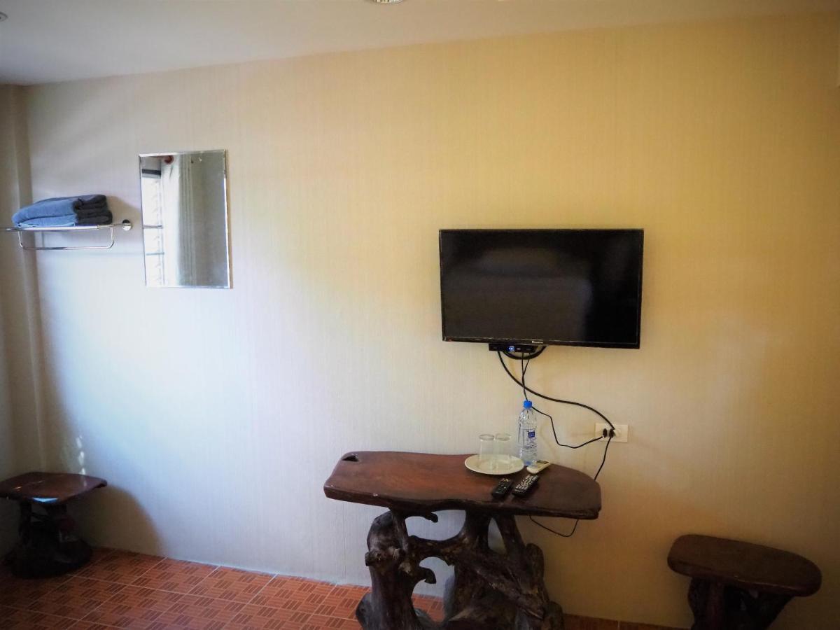 T & T Hostel Καντσαναμπούρι Εξωτερικό φωτογραφία