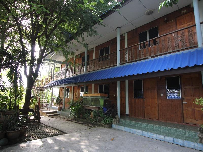T & T Hostel Καντσαναμπούρι Εξωτερικό φωτογραφία